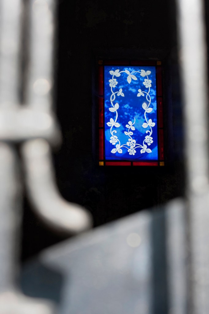 Marcus Bunyan. 'Stones, Vaults, Flowers: Père Lachaise' 2017-2020