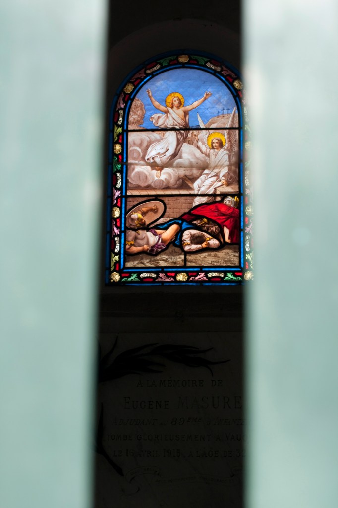 Marcus Bunyan. 'Stones, Vaults, Flowers: Père Lachaise' 2017-2020