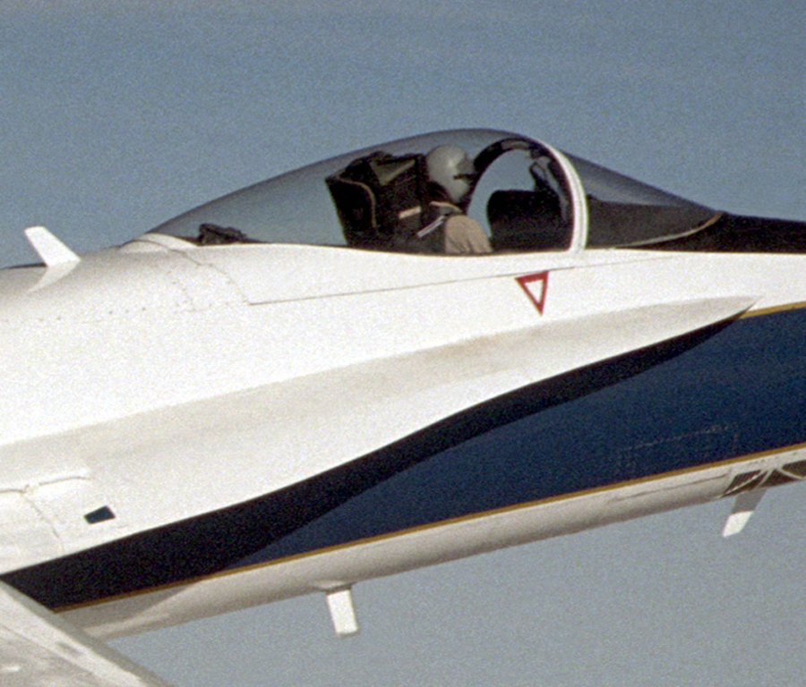 Marcus Bunyan. 'Drone' 2007