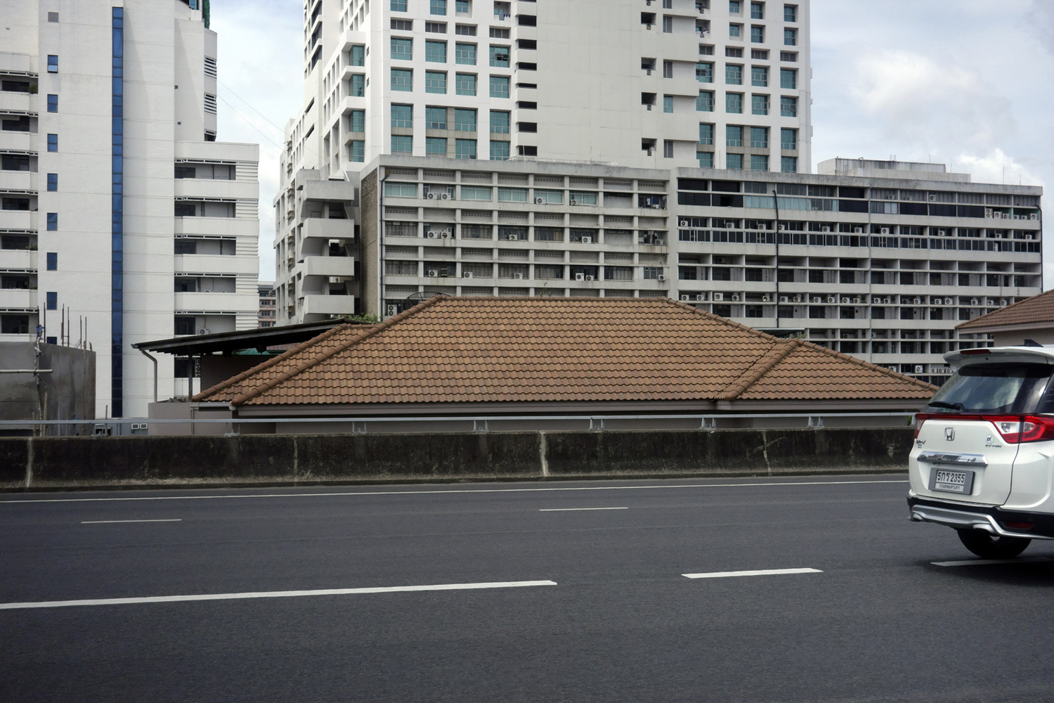 Marcus Bunyan. 'Oblique' 2019 Marcus Bunyan. 'Oblique' 2019