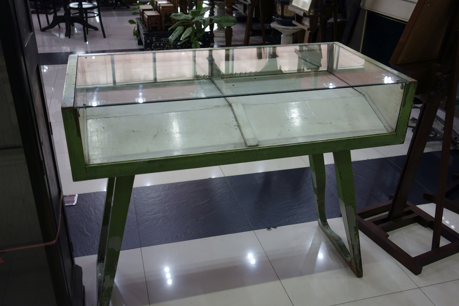 Marcus Bunyan. 'Oblique' 2019 Marcus Bunyan. 'Oblique' 2019